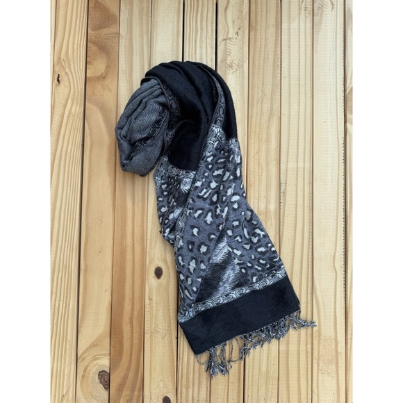 Pashmina Women's Scarf Wrap Shawl Cashmere Animal Print Reversible Fringe 26X70 - Picture 1 of 5
